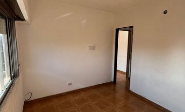 Alquiler departamento 3 ambientes Isidro Casanova