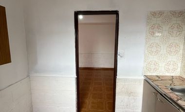 Alquiler departamento 3 ambientes Isidro Casanova