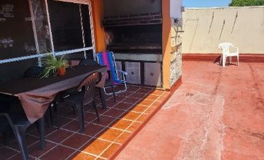 Departamento Tipo Casa en venta en Banfield Este