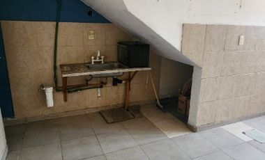 Departamento Tipo Casa en venta en Banfield Este