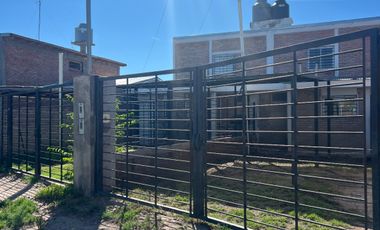 Venta de dos dúplex, barrio Comiso, San Rafael