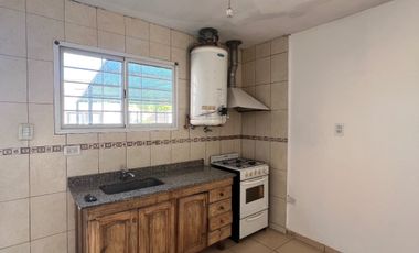 Venta de dos dúplex, barrio Comiso, San Rafael