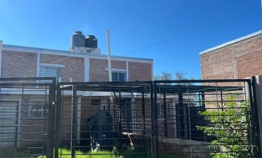 Venta de dos dúplex, barrio Comiso, San Rafael