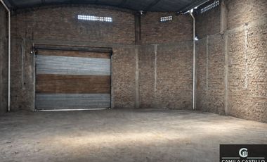 Galpón en alquiler de 450m2 ubicado en San Justo