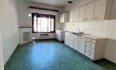 Casa en venta, a 1 cuadra del Tower, en San Rafael