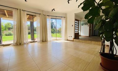 Casa en arriendo en PEÑAFLOR