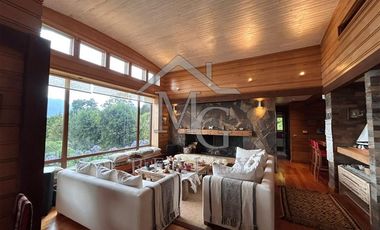Casa en Venta en lago Panguipulli