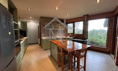 Casa en Venta en lago Panguipulli