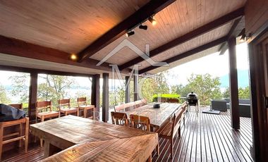 Casa en Venta en lago Panguipulli