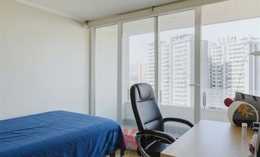 Departamento en Venta en Metro Irarrázaval / Av. Grecia