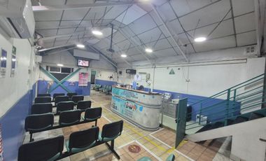 VENDO EDIFICIO CON OFICINAS QUINTA NORMAL