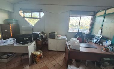 VENDO EDIFICIO CON OFICINAS QUINTA NORMAL