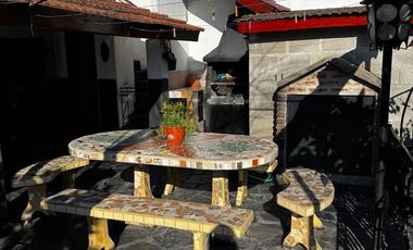 PH en venta con jardín , 4 ambientes, potencial ampliación. Ciudadela