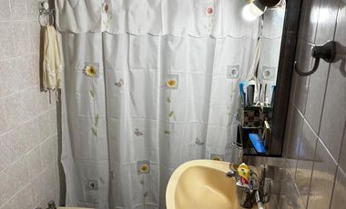 PH en venta con jardín , 4 ambientes, potencial ampliación. Ciudadela