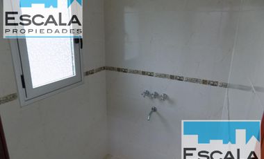 COUNTRY  SOLAR VICTORIA CASA  CON BAJADA EL RIO