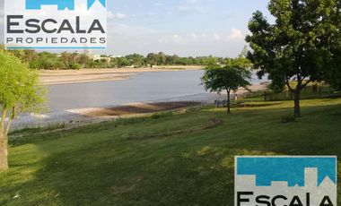 COUNTRY  SOLAR VICTORIA CASA  CON BAJADA EL RIO