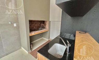 Casa 4 ambientes con dependencia completa en florida