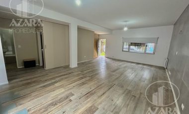 Casa 4 ambientes con dependencia completa en florida