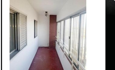 Dpto 3 Dormitorios Piso Rivadavia 1400