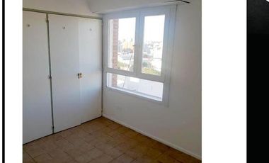 Dpto 3 Dormitorios Piso Rivadavia 1400
