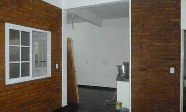 VENTA CASA 8 AMB 381 M2 JARDIN VALENTIN ALSINA LANUS