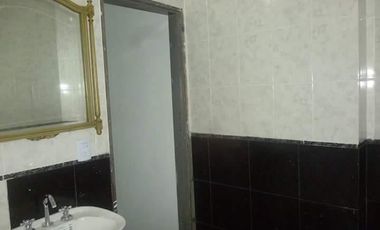 VENTA CASA 8 AMB 381 M2 JARDIN VALENTIN ALSINA LANUS