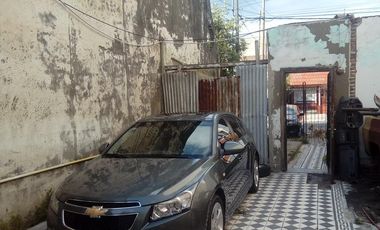 VENTA CASA 8 AMB 381 M2 JARDIN VALENTIN ALSINA LANUS