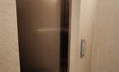 RENTA DEPA EN NAPOLES. BALCON, 3 RECAMARAS, 2 BAÑOS, 1 EST.