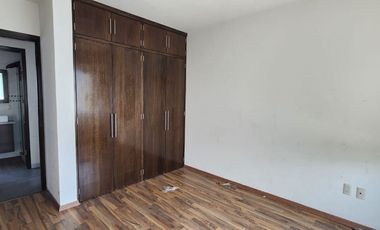 RENTA DEPA EN NAPOLES. BALCON, 3 RECAMARAS, 2 BAÑOS, 1 EST.