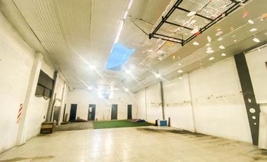 VENTA GALPÓN OFICINAS SALÓN LANUS ESTE
