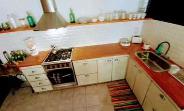 CASA CON PILETA Terreno AMPLIO - Mar De Ajo