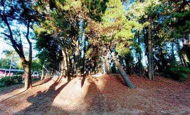 CASA CON PILETA Terreno AMPLIO - Mar De Ajo