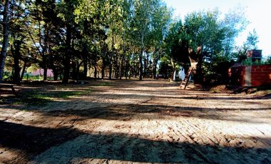 CASA CON PILETA Terreno AMPLIO - Mar De Ajo