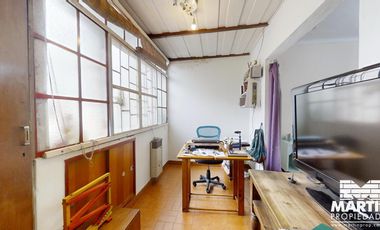 Casa en venta en Martinez 3 ambientes con patio y cochera mas Dpto 3 amb c/patio.