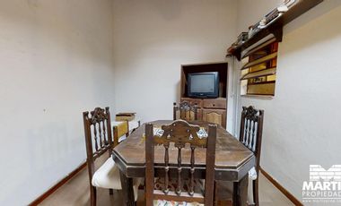 Casa en venta en Martinez 3 ambientes con patio y cochera mas Dpto 3 amb c/patio.