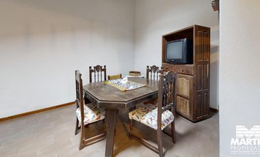 Casa en venta en Martinez 3 ambientes con patio y cochera mas Dpto 3 amb c/patio.
