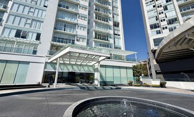 Departamento en renta Bosque Real Towers