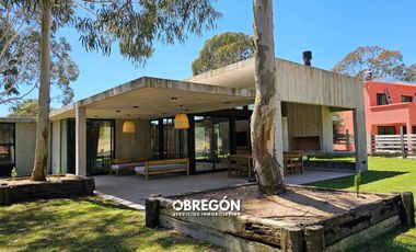 Casa en Venta en Costa Esmeralda Ecuestre Cancha de Polo