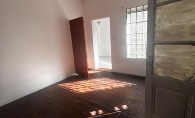 Casa en venta - Remedios de Escalada