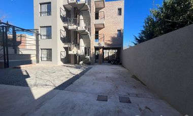 VENTA -EXCELENTE DEPTO 2 AMB -IDEAL INVERSION -CON RENTA-200 M DE ESTACION PILAR