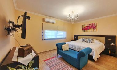 VENTA CASA 5 AMBIENTES VALENTIN ALSINA GARAGE PILETA