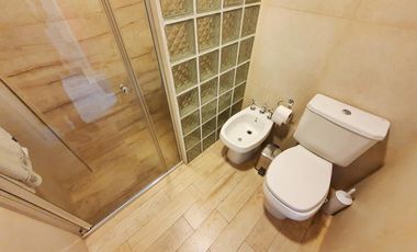 VENTA CASA 5 AMBIENTES VALENTIN ALSINA GARAGE PILETA