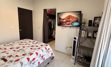 Casa en venta en privada Península Sur amueblada