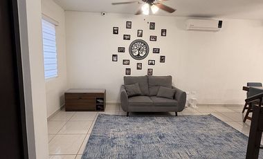 Casa en venta en privada Península Sur amueblada