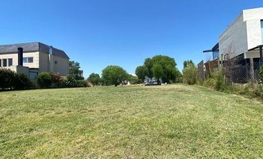 Terreno en Venta en El Cantón Barrio Norte