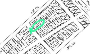 Casa con tres dormitorios, baño, patio interno, cocina comedor, garaje para dos autos, galpón.-