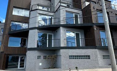 Departamento en Alquiler permanente 2 ambientes vista al lago - Bariloche