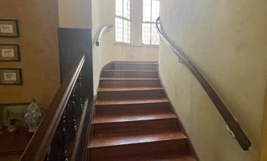 Chalet de época 10 ambientes Frente al Colegio Lincoln - La Lucila