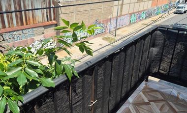 ph o departamento al frente con balcon