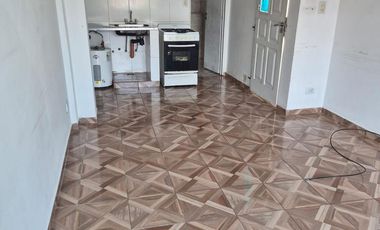 ph o departamento al frente con balcon